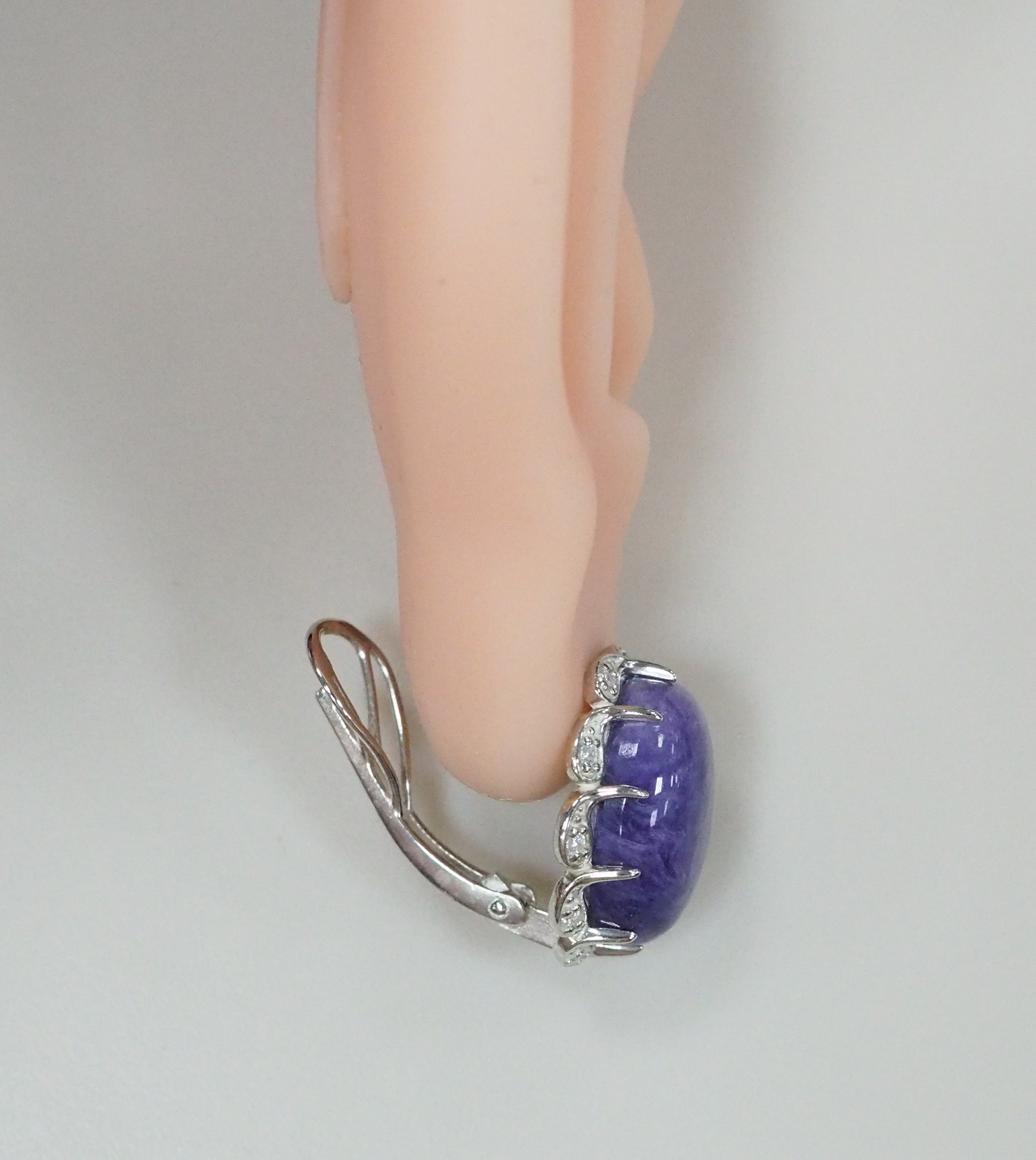 Серебряные серьги с чароитами